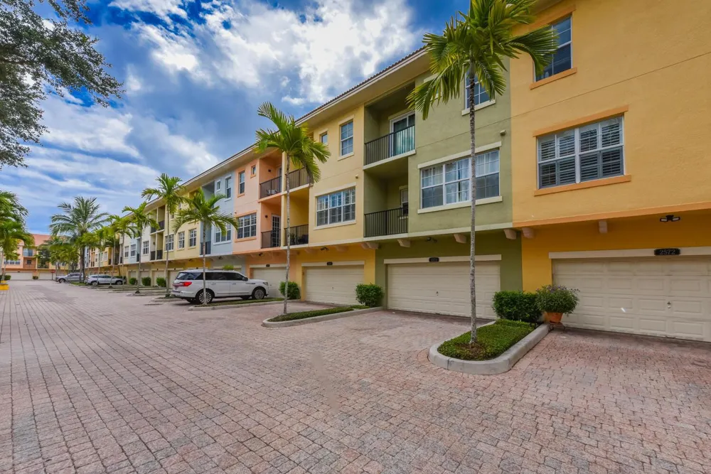 2570 Gardens Parkway Palm Beach Gardens, FL 33410