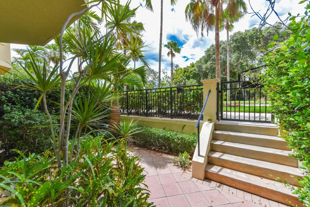 2570 Gardens Parkway Palm Beach Gardens, FL 33410