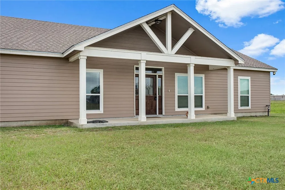 50 Dewberry Lane Seadrift, TX 77983