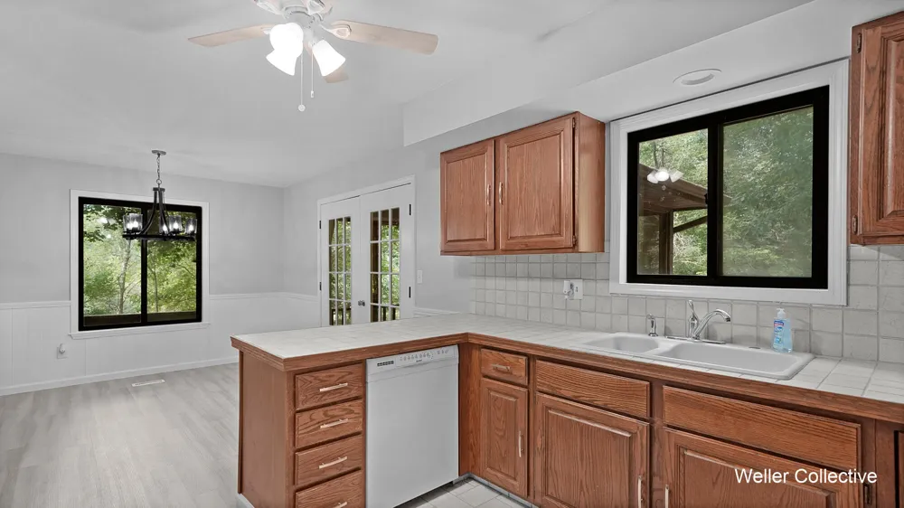 11030 Grand River Drive SE Lowell Charter Township, MI 49331