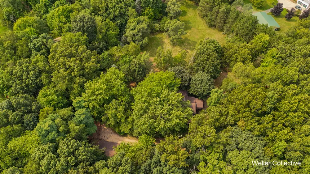 11030 Grand River Drive SE Lowell Charter Township, MI 49331