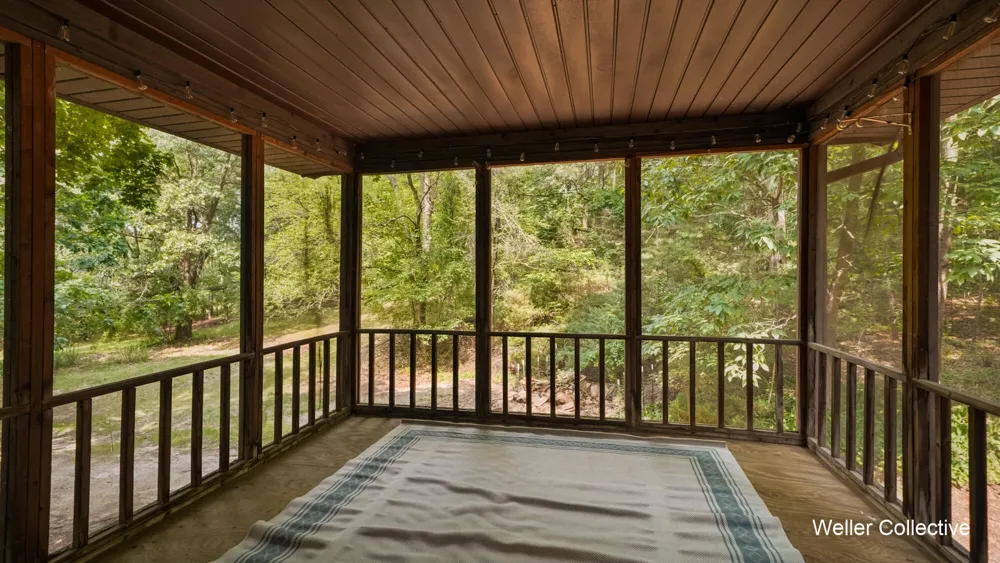 11030 Grand River Drive SE Lowell Charter Township, MI 49331