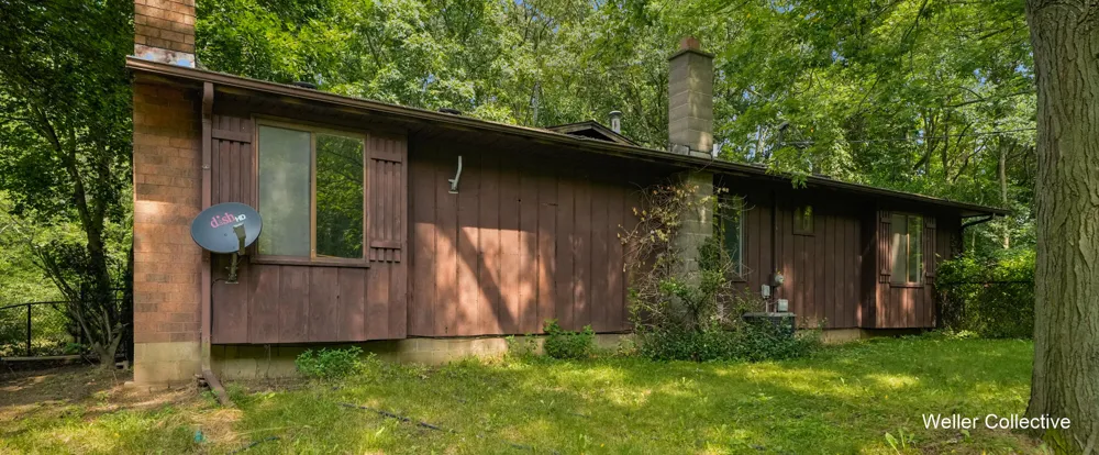 11030 Grand River Drive SE Lowell Charter Township, MI 49331