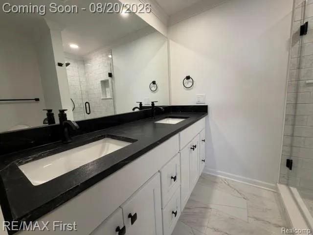 971 Canterbury Road Grosse Pointe Woods City, MI 48236