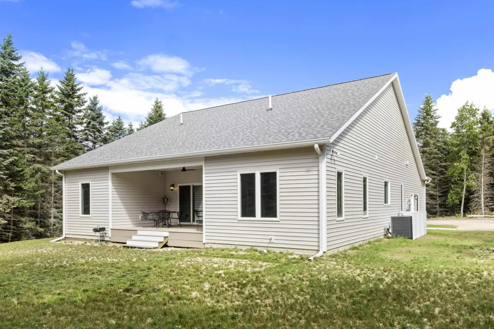 1358 S Lipp Farm Road Benzonia Township, MI 49616