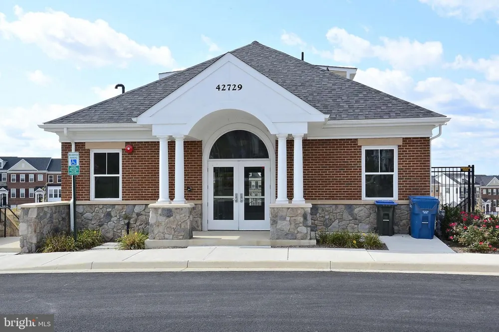 20638 MAITLAND TERRACE Ashburn, VA 20147