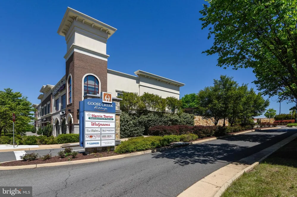 20638 MAITLAND TERRACE Ashburn, VA 20147