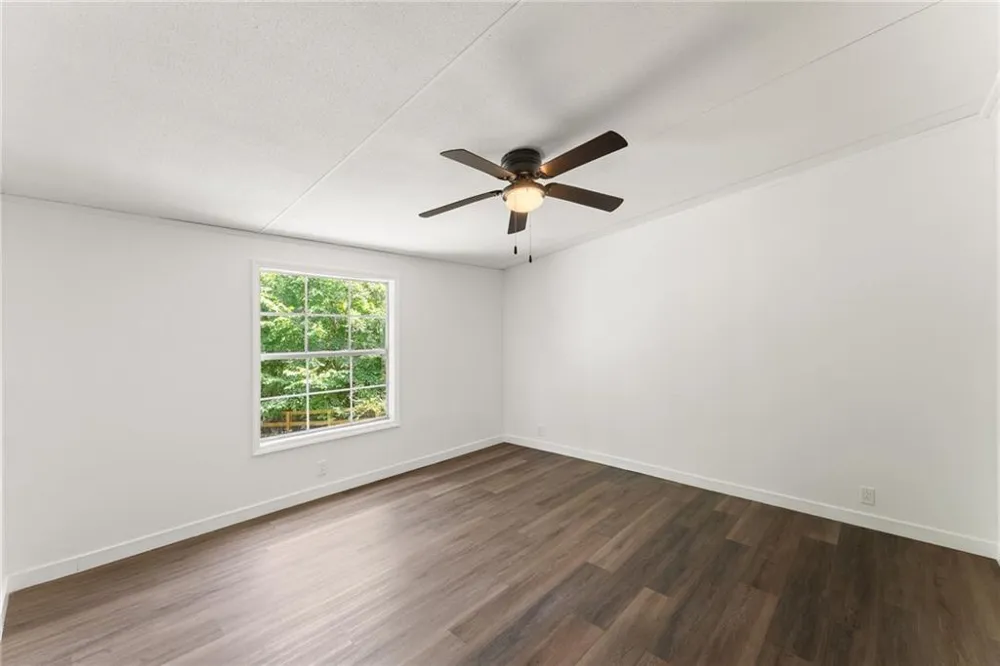 6220 Lee Lane Clermont, GA 30527