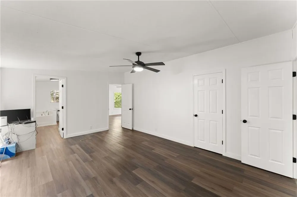 6220 Lee Lane Clermont, GA 30527