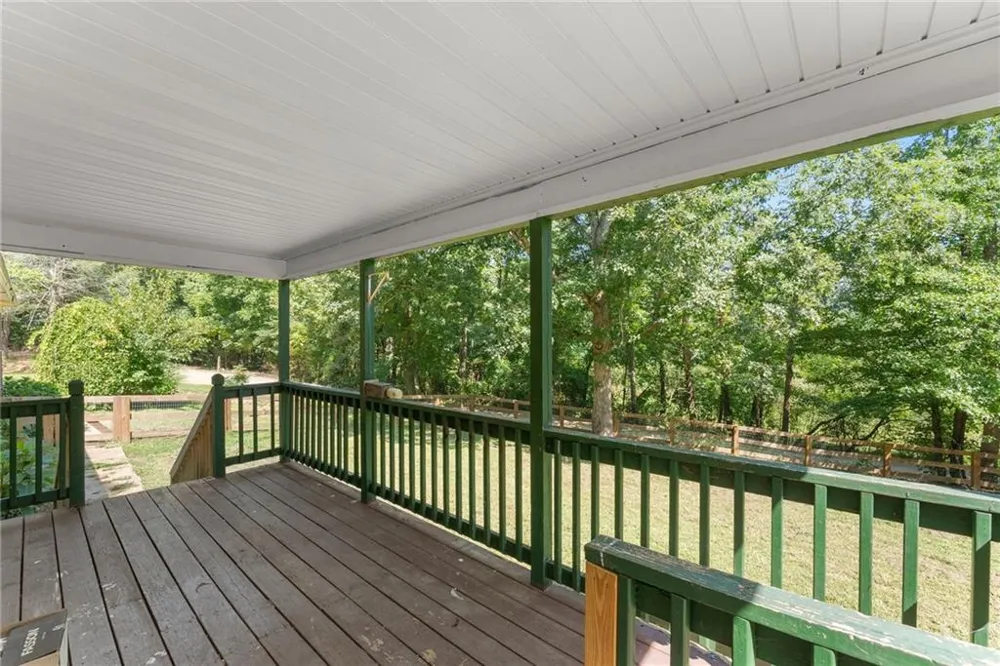 6220 Lee Lane Clermont, GA 30527