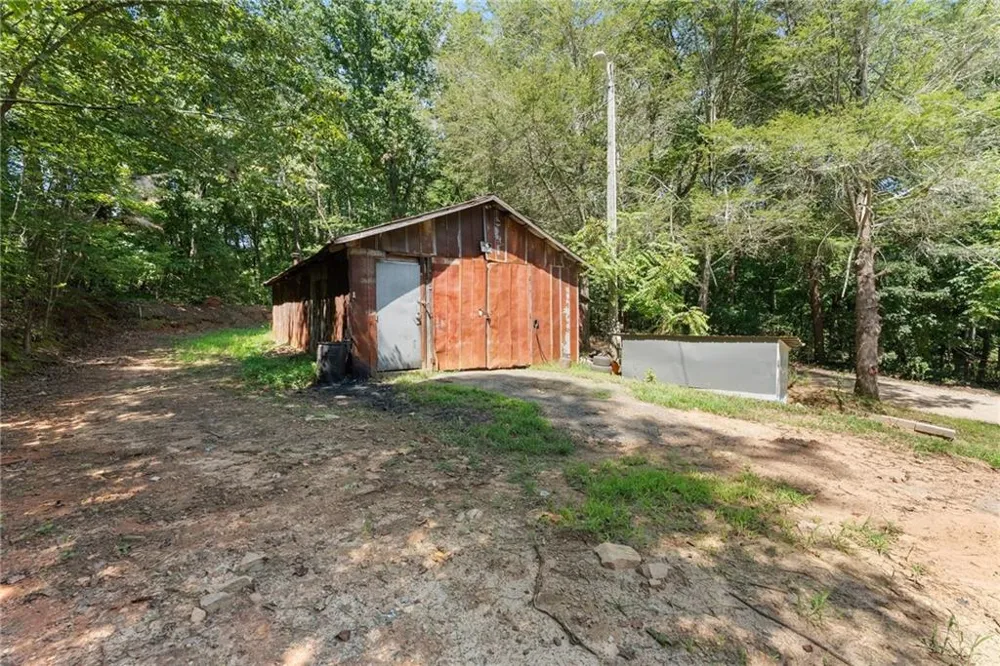 6220 Lee Lane Clermont, GA 30527