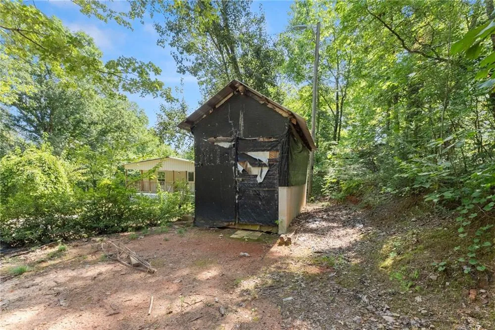 6220 Lee Lane Clermont, GA 30527