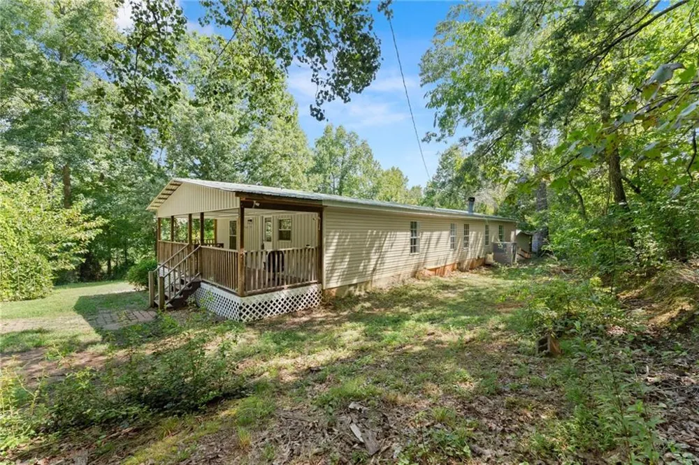 6220 Lee Lane Clermont, GA 30527