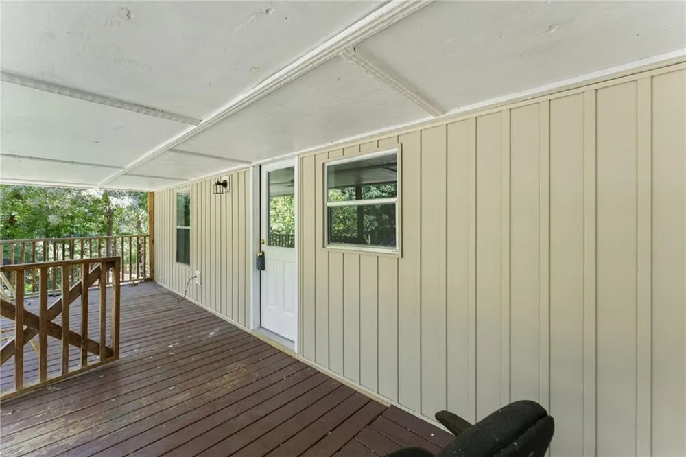 6220 Lee Lane Clermont, GA 30527