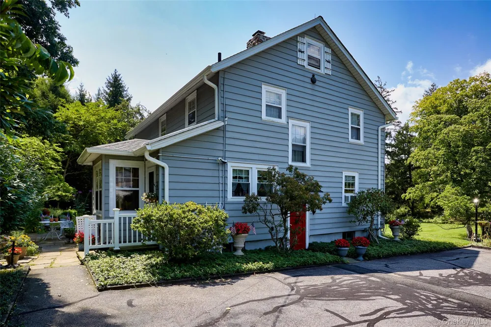 6 Laurel Road Sloatsburg, NY 10974