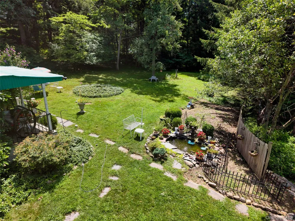 6 Laurel Road Sloatsburg, NY 10974