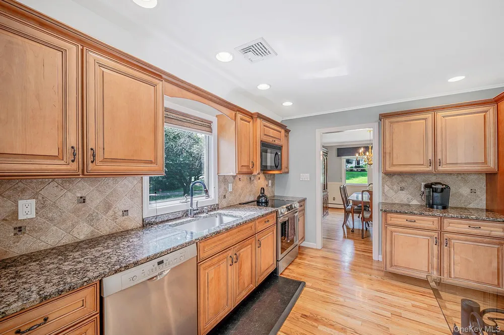 45 Hillcrest Avenue Port Jefferson, NY 11777