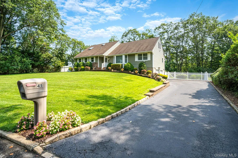 45 Hillcrest Avenue Port Jefferson, NY 11777