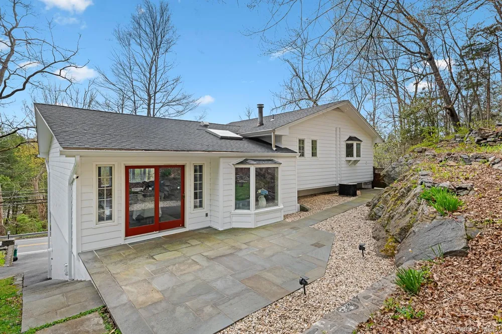 168 Pound Ridge Road Bedford, NY 10506
