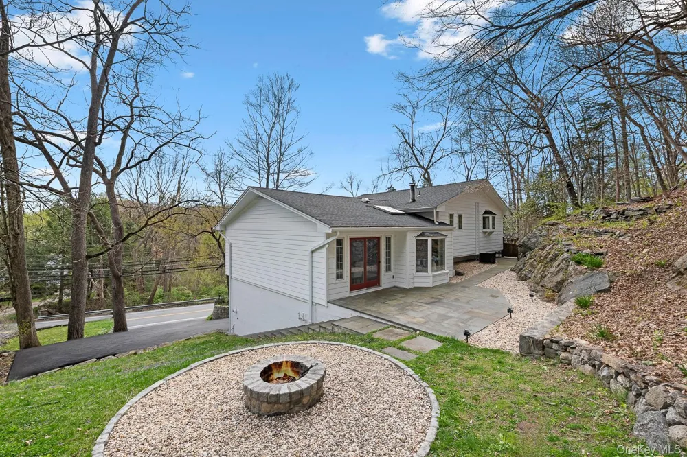 168 Pound Ridge Road Bedford, NY 10506