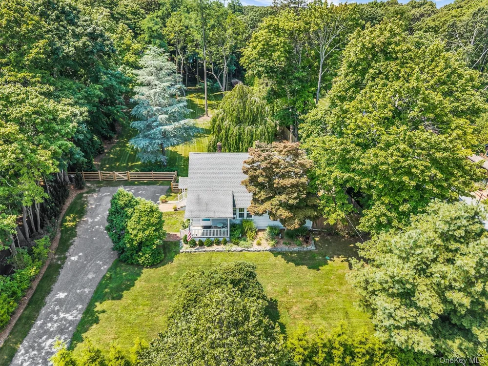 353 S Country Road Brookhaven, NY 11719