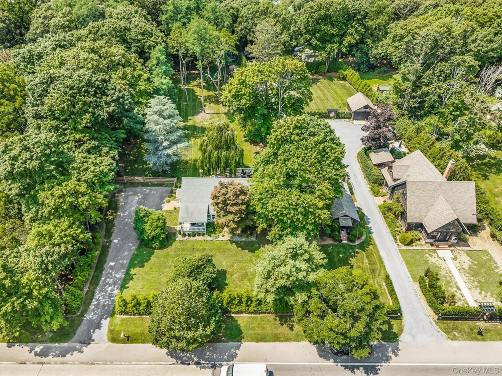 353 S Country Road Brookhaven, NY 11719