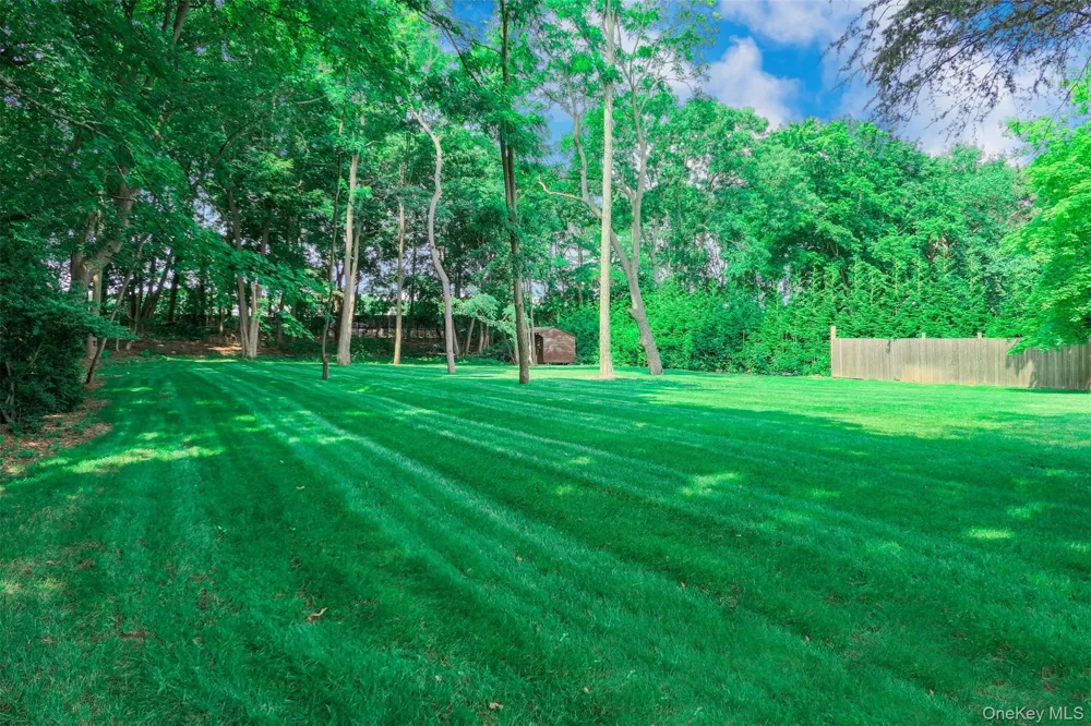 353 S Country Road Brookhaven, NY 11719