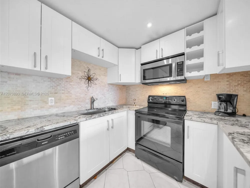 4008 Berkshire A #4008 Deerfield Beach, FL 33442