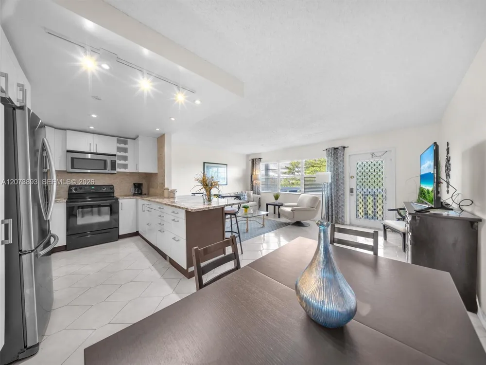 4008 Berkshire A #4008 Deerfield Beach, FL 33442