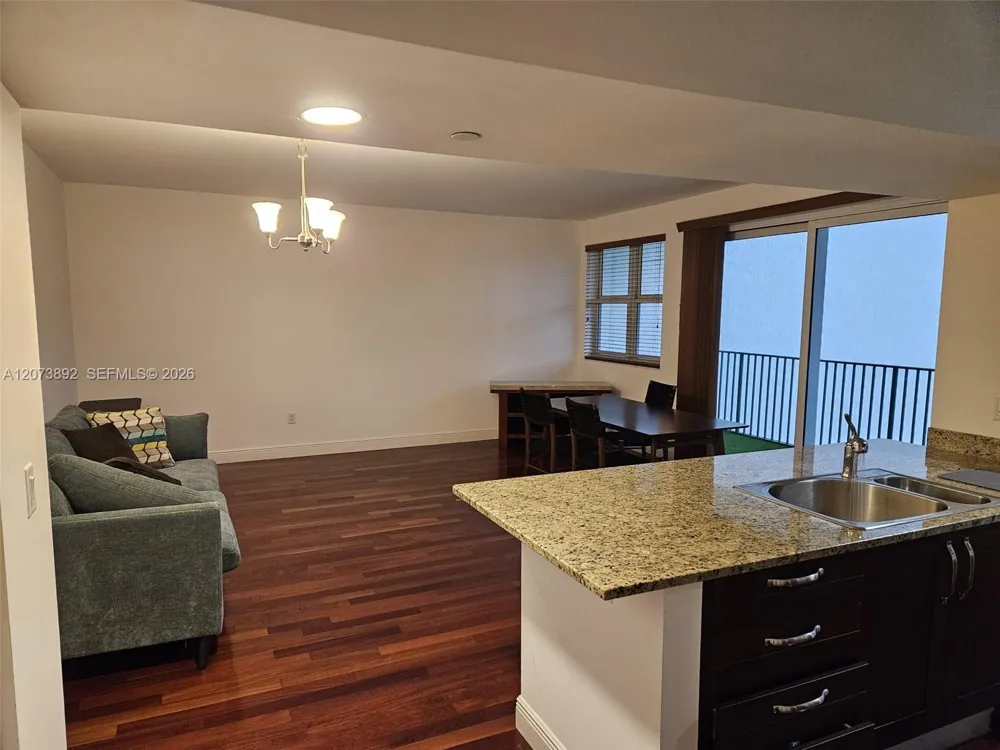 20000 E Country Club Dr #302 Aventura, FL 33180