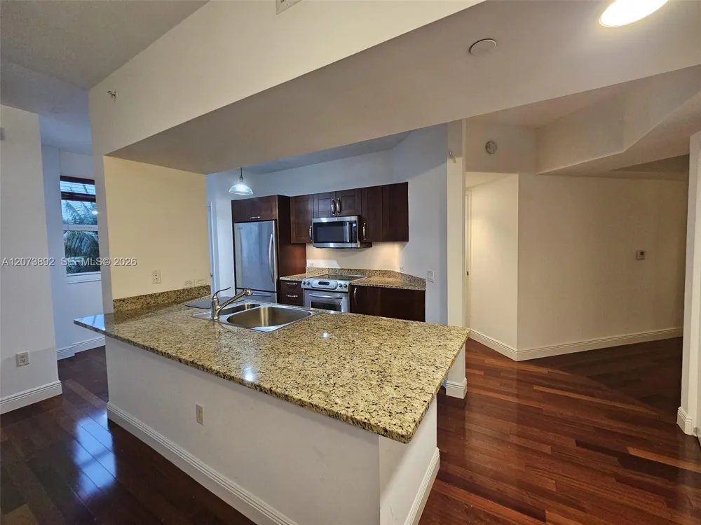 20000 E Country Club Dr #302 Aventura, FL 33180