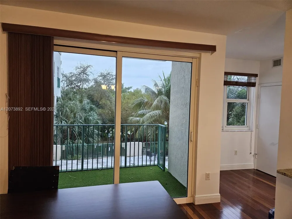 20000 E Country Club Dr #302 Aventura, FL 33180