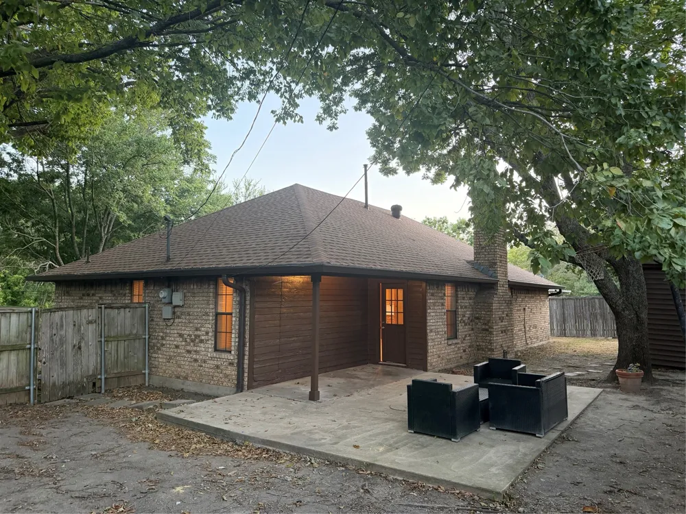 1058 E Jefferson Street Van Alstyne, TX 75495