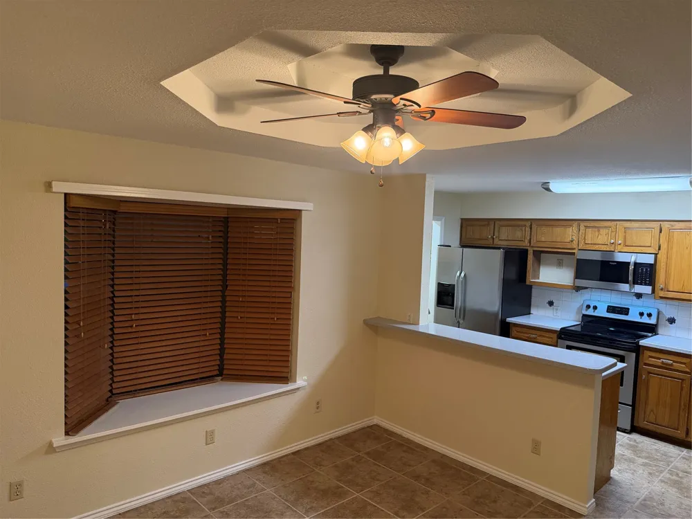 1058 E Jefferson Street Van Alstyne, TX 75495