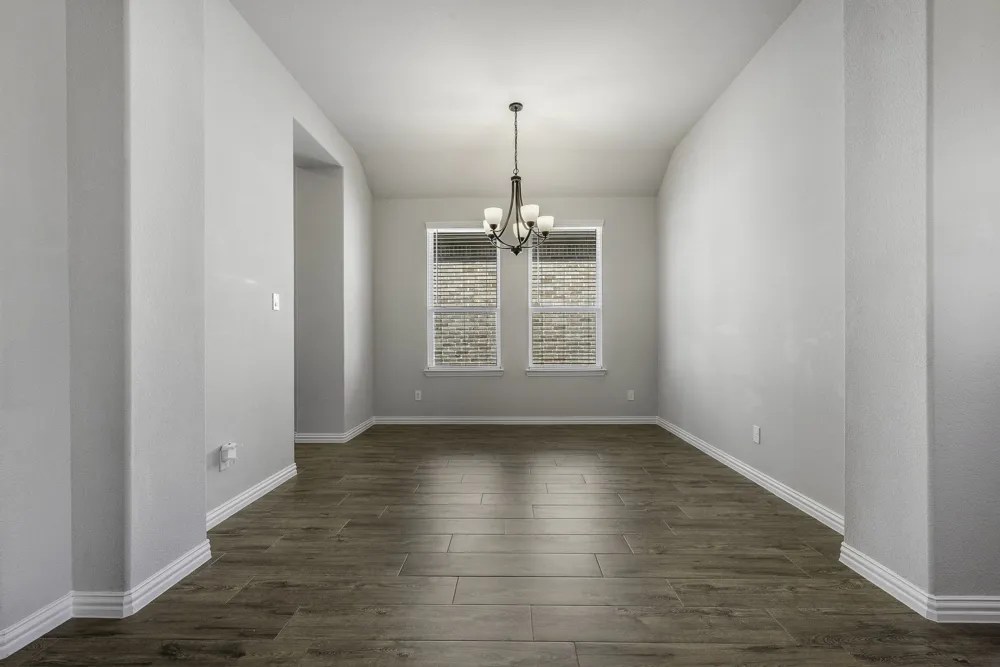1652 Spur Ledge Court Weatherford, TX 76087
