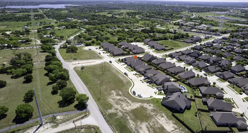1652 Spur Ledge Court Weatherford, TX 76087