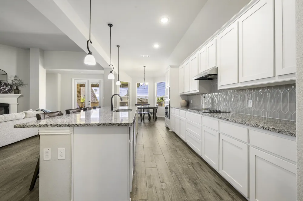 1652 Spur Ledge Court Weatherford, TX 76087