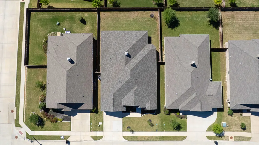 1652 Spur Ledge Court Weatherford, TX 76087