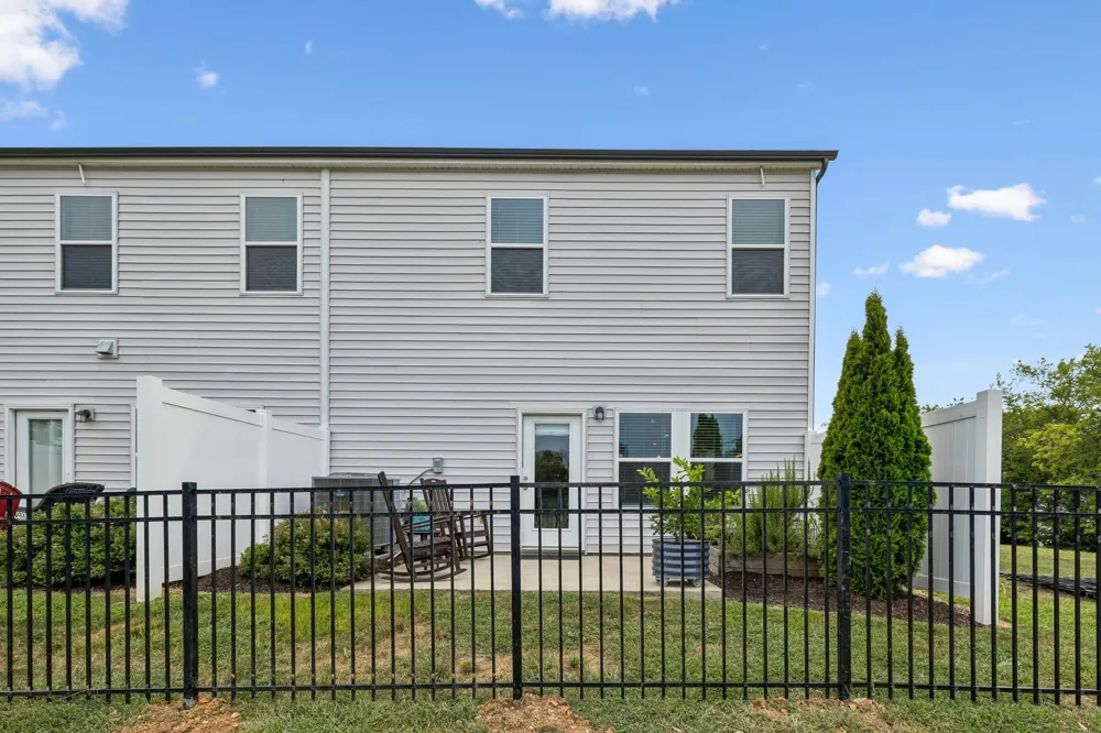 1778 Tahoma Dr Lebanon, TN 37087