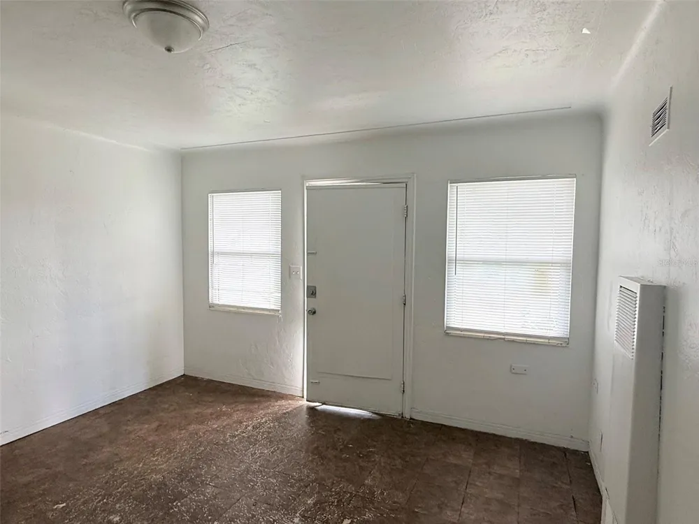 1201 22ND AVENUE S #2 St Petersburg, FL 33705