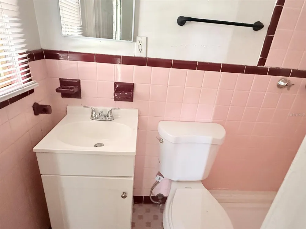 1201 22ND AVENUE S #2 St Petersburg, FL 33705