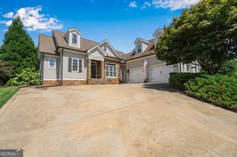 1001 DEVON DR