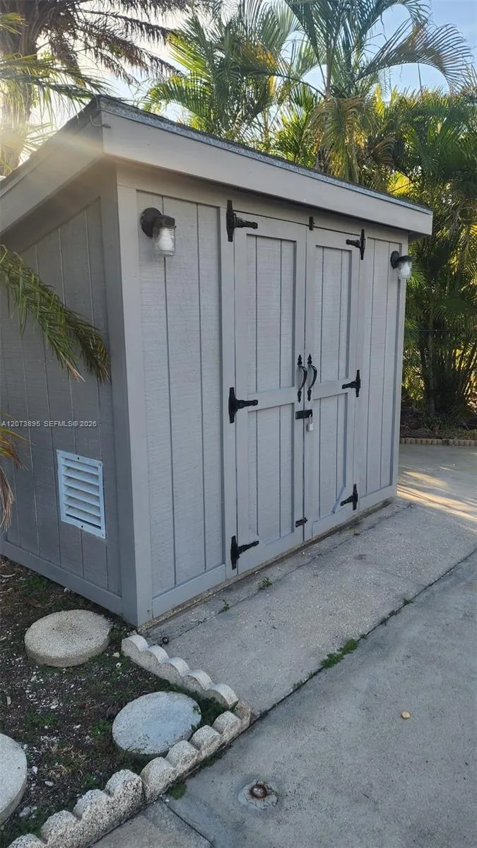 150 Dr #6 Other City - In The State Of Florida, FL 34138