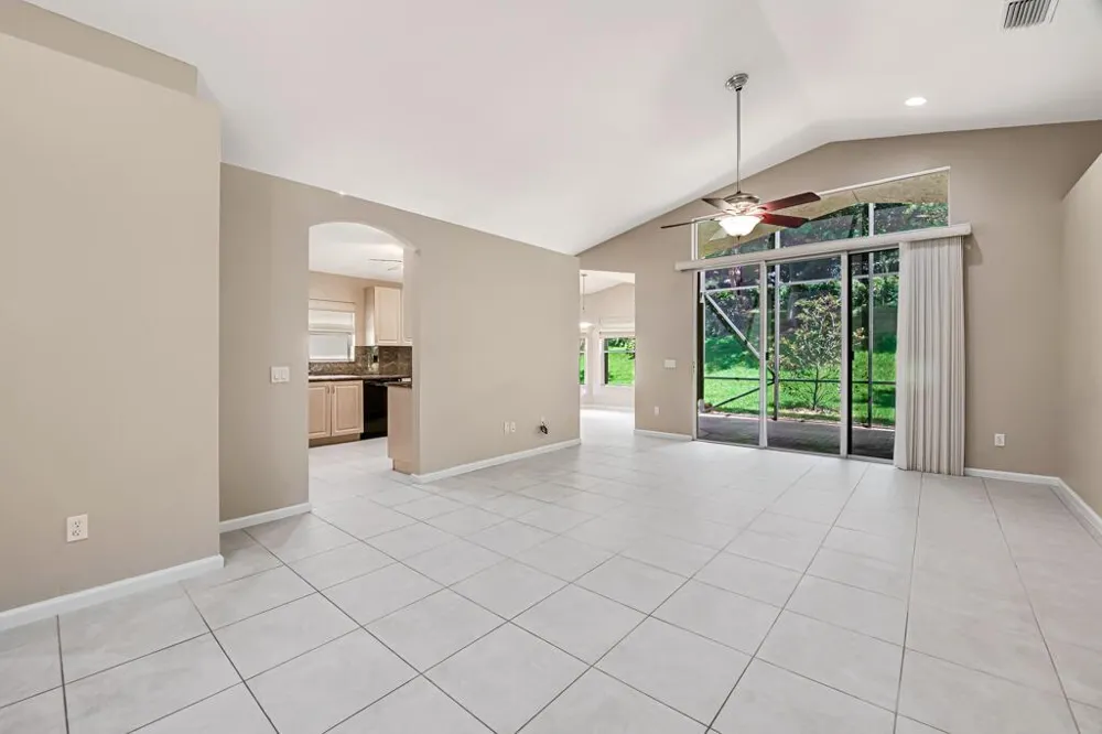 7578 Starfish Reef Lane Lake Worth, FL 33467