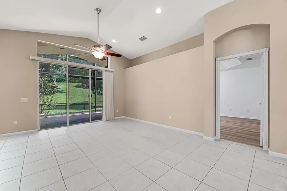 7578 Starfish Reef Lane Lake Worth, FL 33467