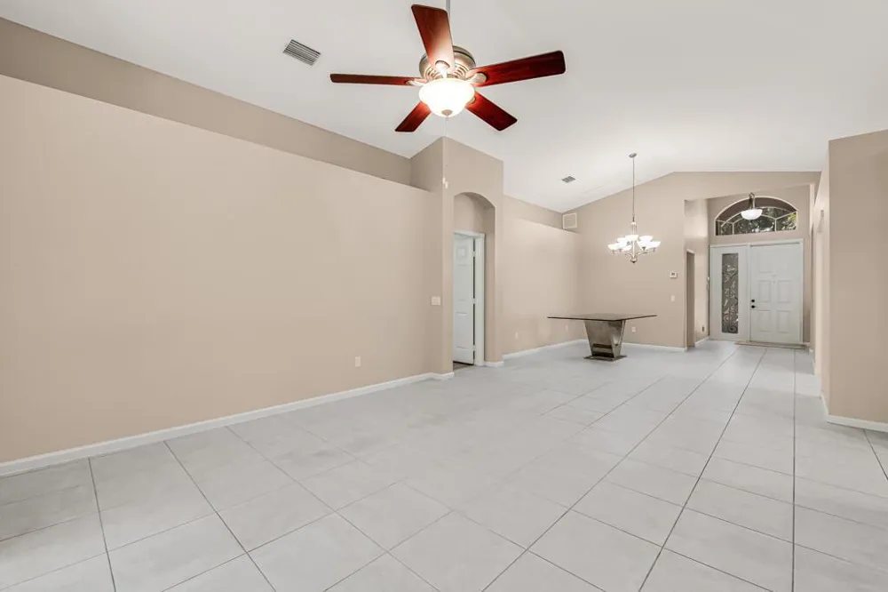 7578 Starfish Reef Lane Lake Worth, FL 33467