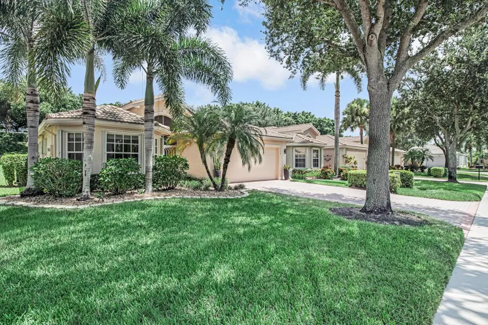 7578 Starfish Reef Lane Lake Worth, FL 33467