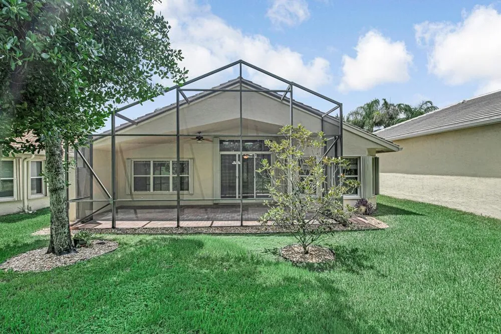 7578 Starfish Reef Lane Lake Worth, FL 33467