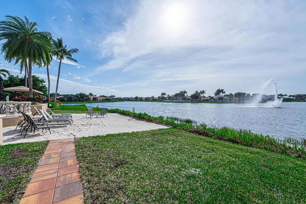 7578 Starfish Reef Lane Lake Worth, FL 33467