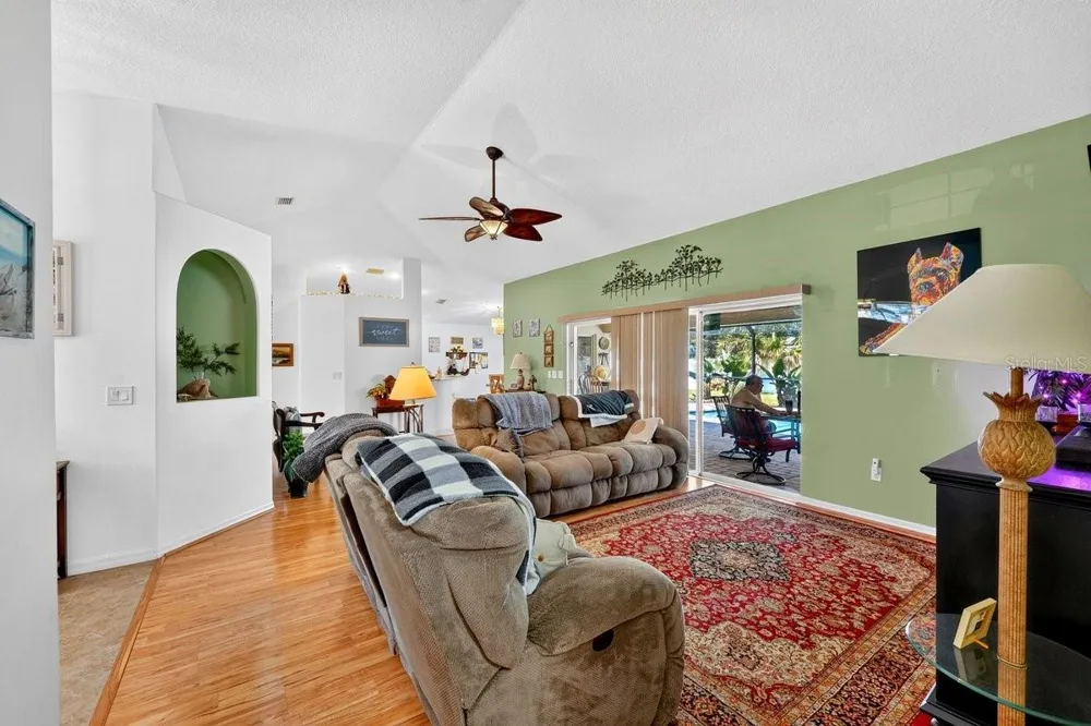 15 PINE CEDAR DRIVE Palm Coast, FL 32164